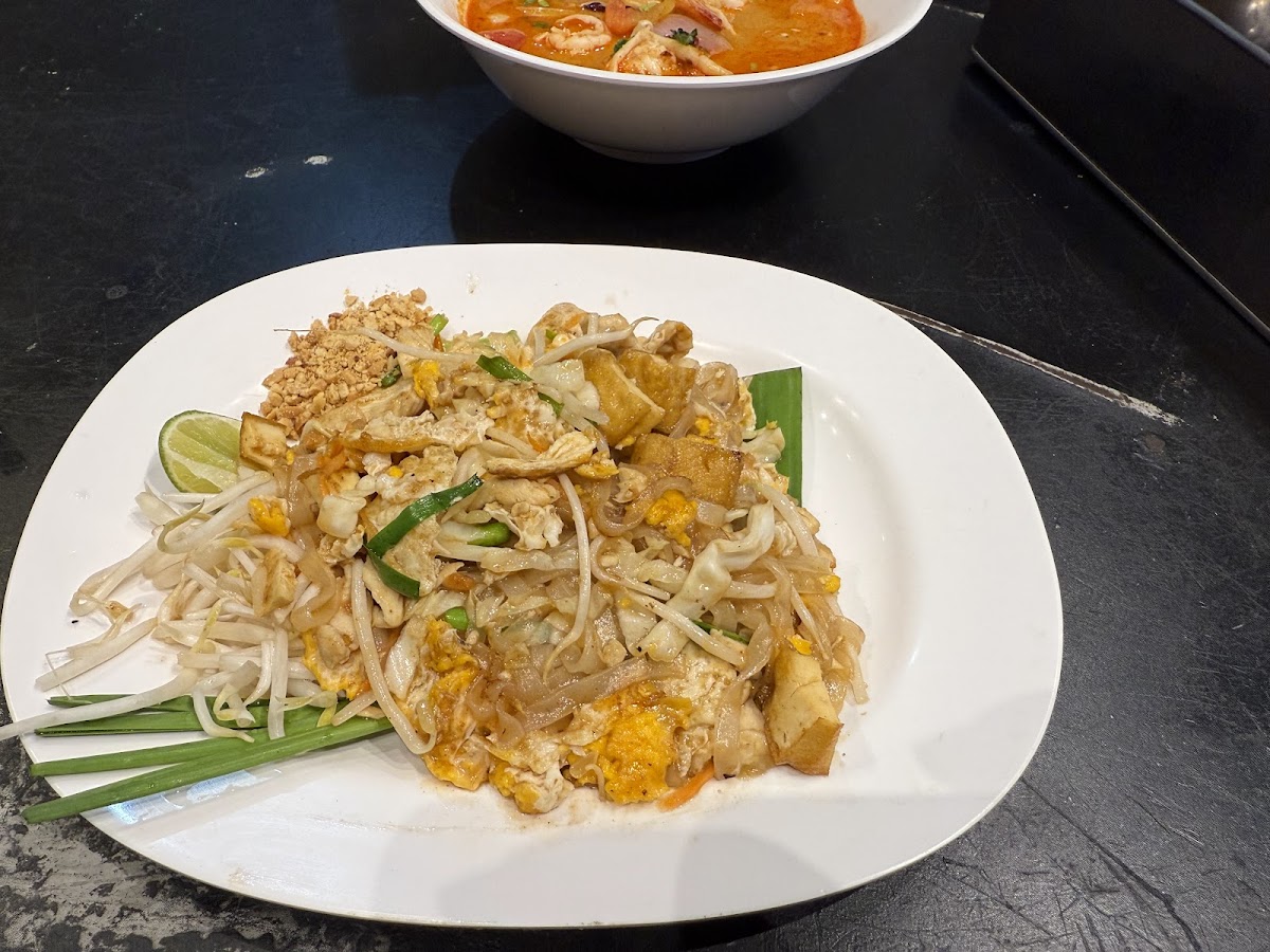 Charoen Krung Kitchen - Thai Street Food Restaurant Hua Hin-4